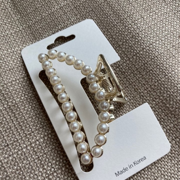 Cubic hair clips and pearl hair clip - Picture 2 of 5